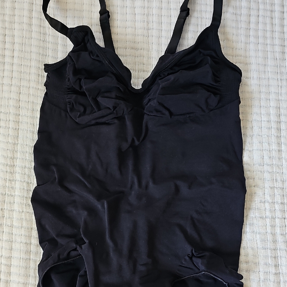 SKIMS Midnight Black Shapewear Bodysuit